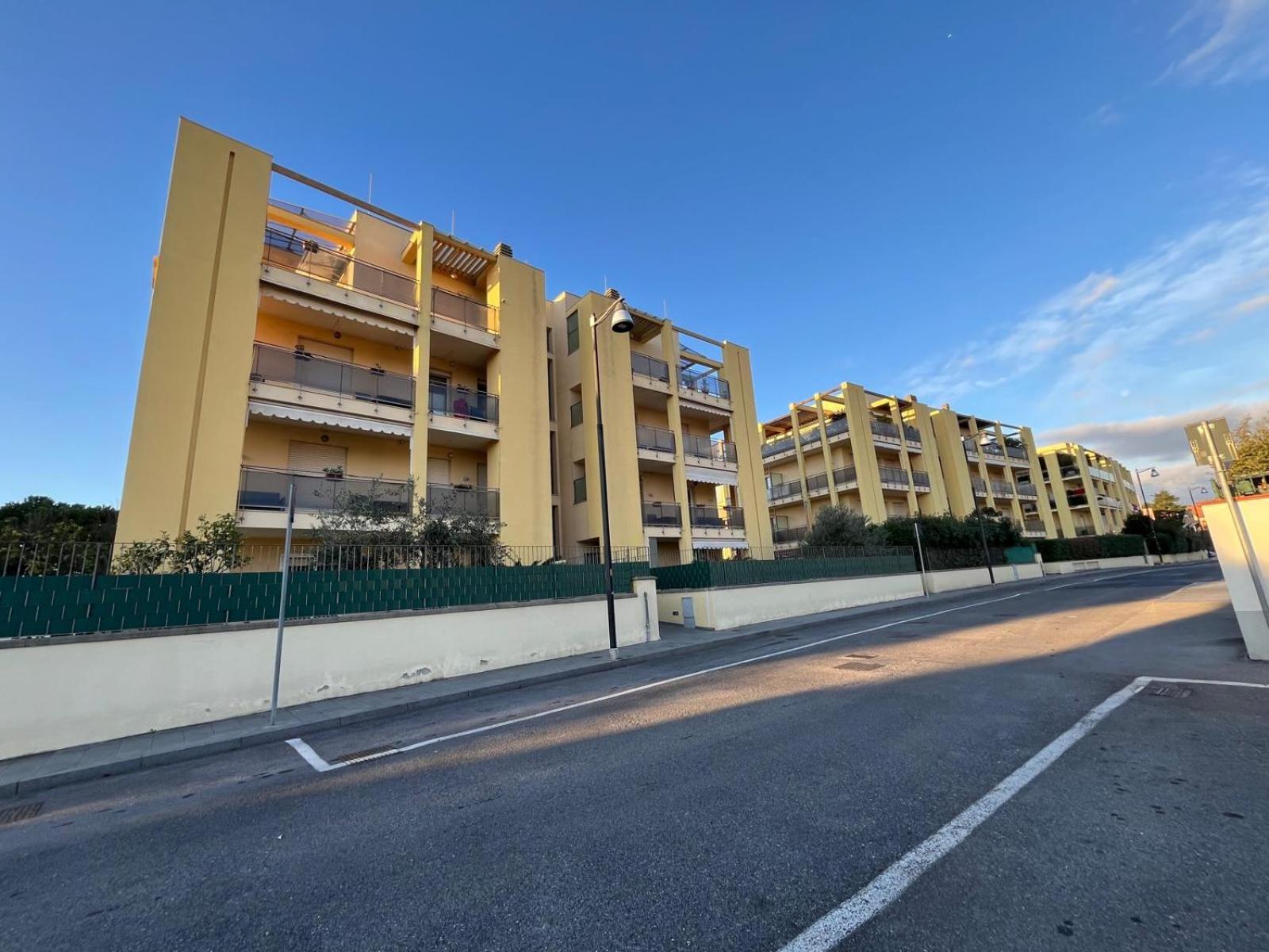 Dea Apartments アルベンガ エクステリア 写真