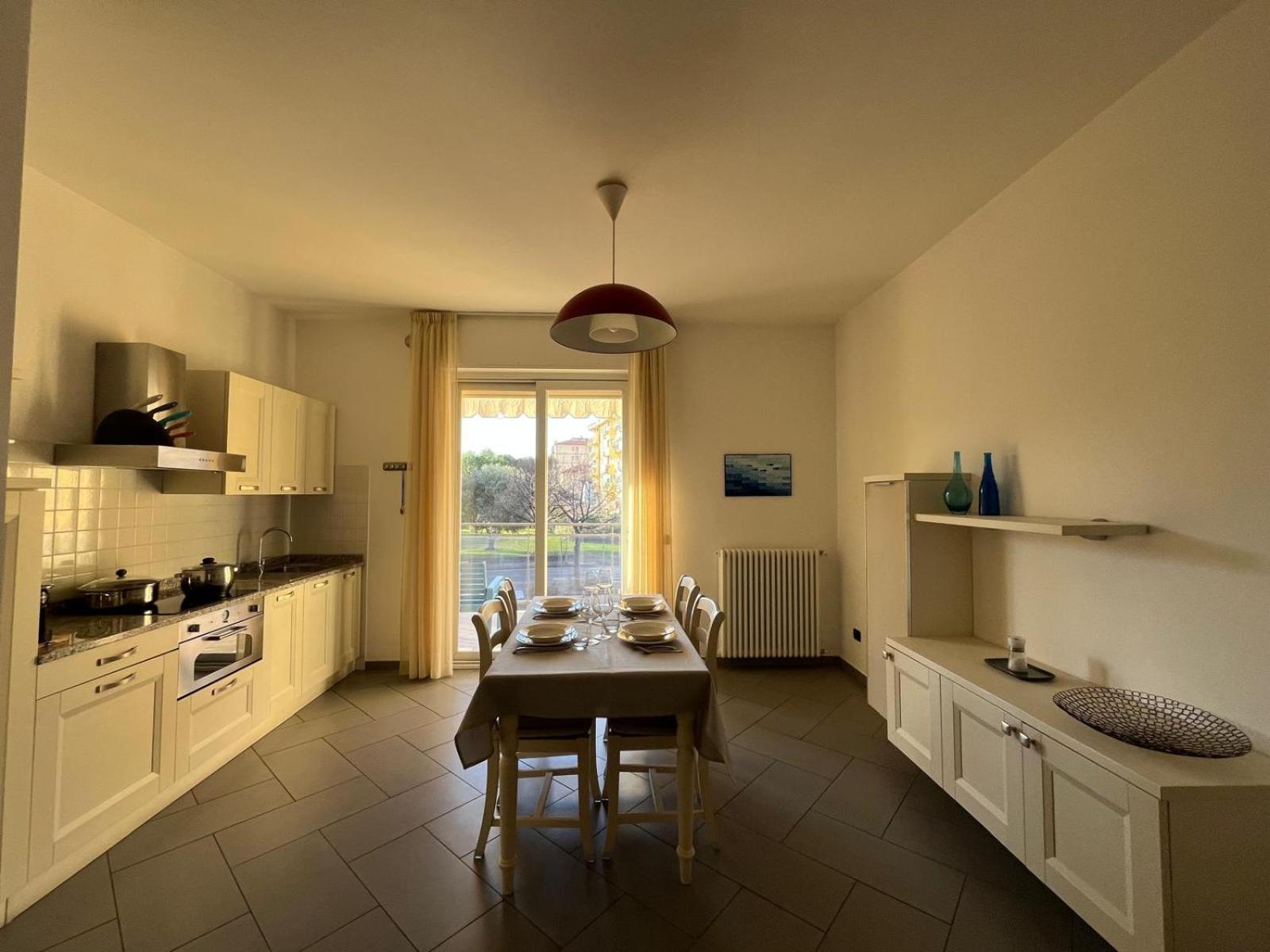 Dea Apartments アルベンガ エクステリア 写真