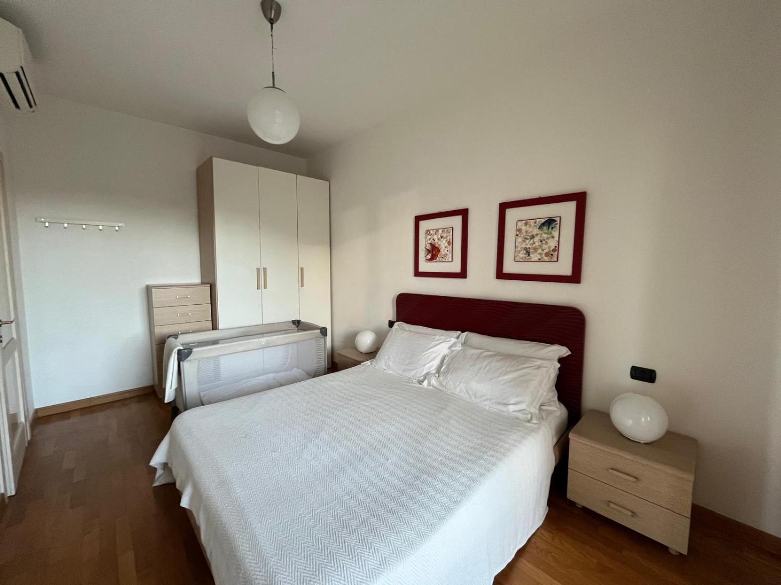 Dea Apartments アルベンガ エクステリア 写真