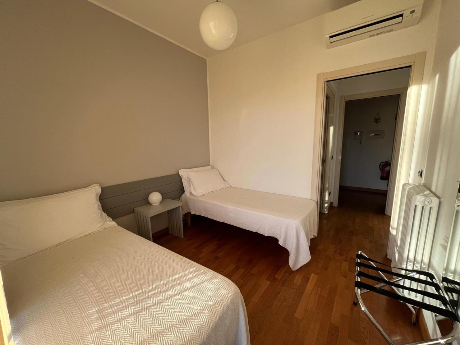 Dea Apartments アルベンガ エクステリア 写真